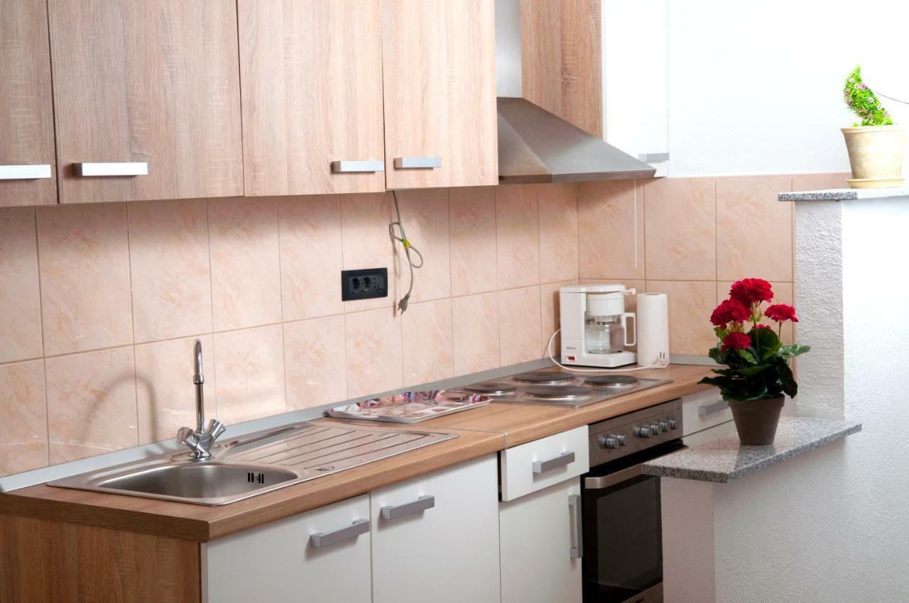 Apartment Kraljevic Blato na Cetini ภายนอก รูปภาพ